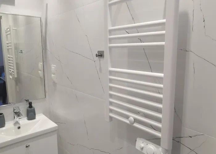 Klifland * Debina (Ustka)